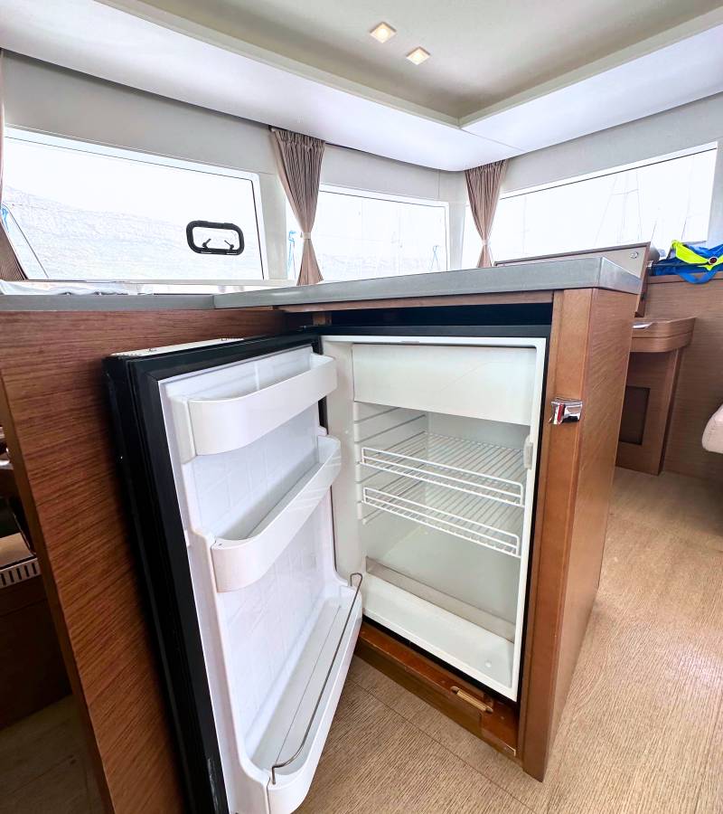 Lagoon 450 S, Hanna 1 | Yacht Charter Croatia