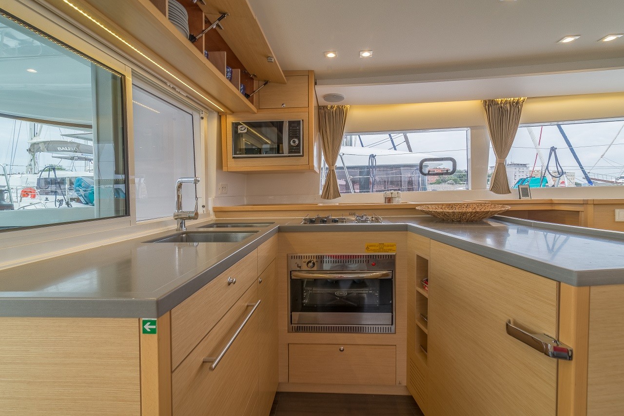 Lagoon 450 S, Michelangelo | Yacht Charter Croatia