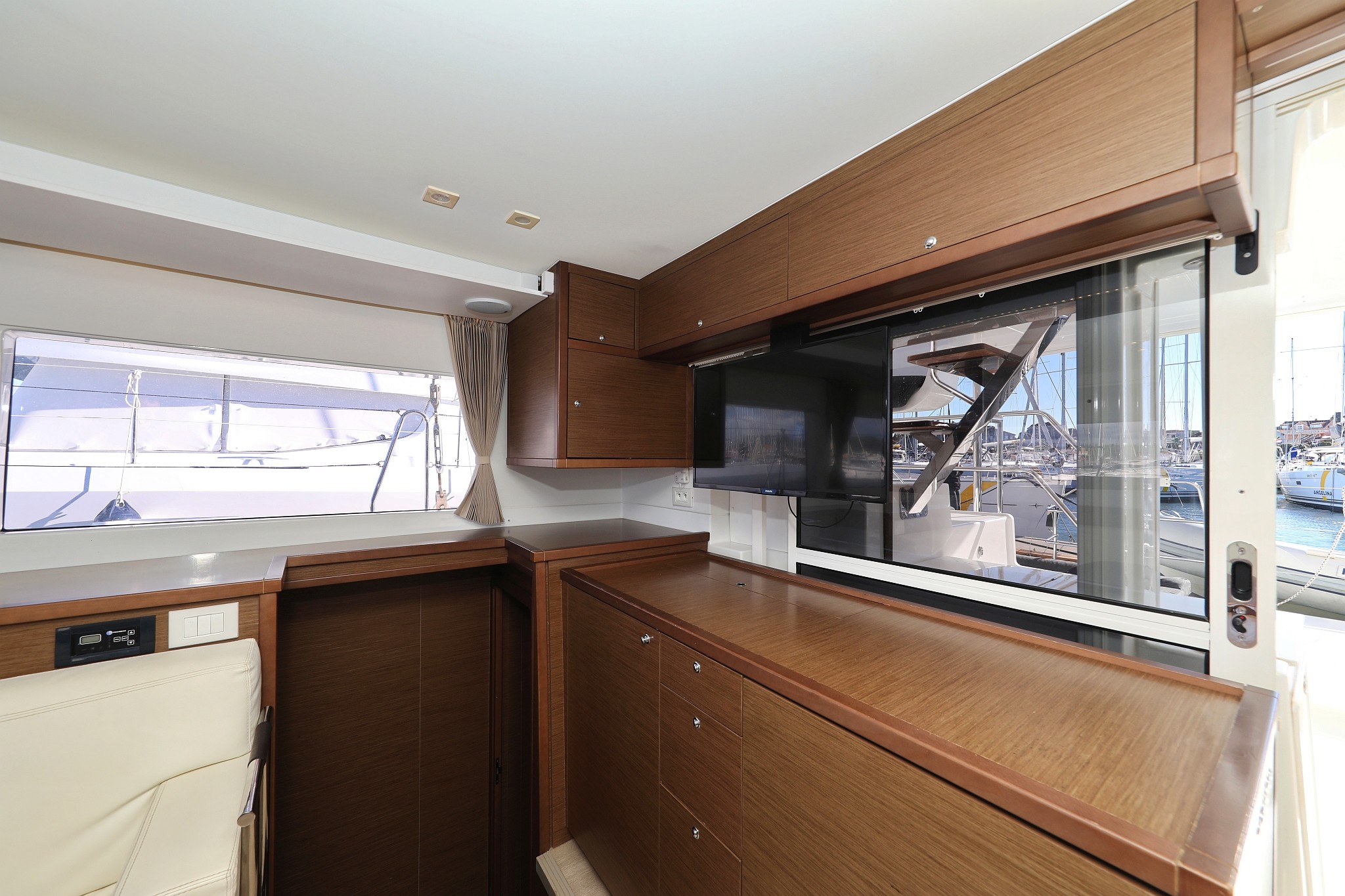 Lagoon 450 S, Adriatic Queen | Yacht Charter Croatia