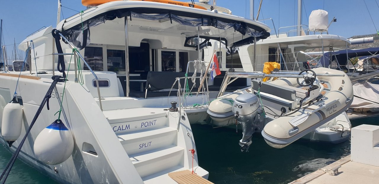 Lagoon 450, Calm Point | Catamaran Charter Croatia