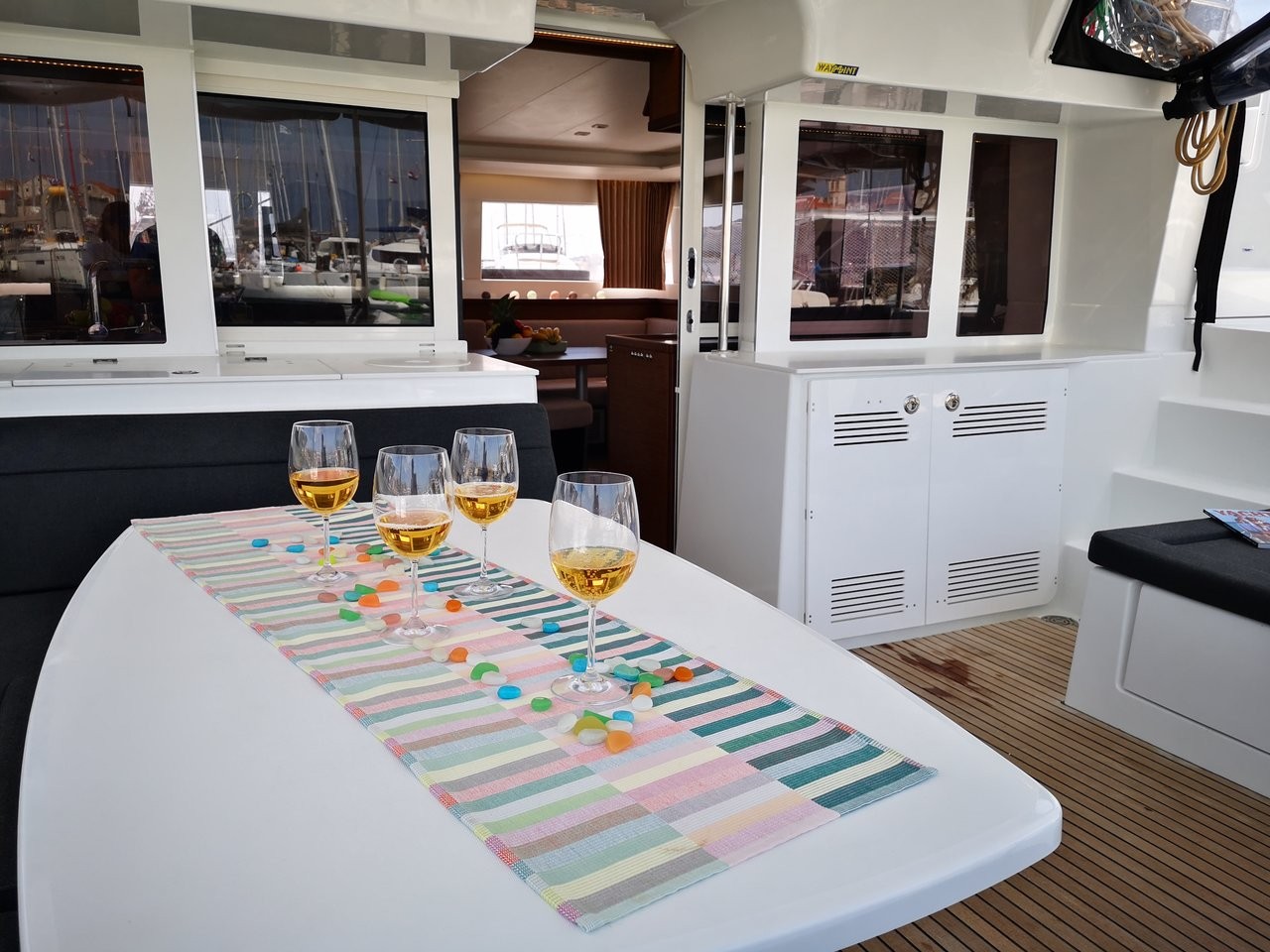 Lagoon 450, Calm Point | Yacht Charter Croatia