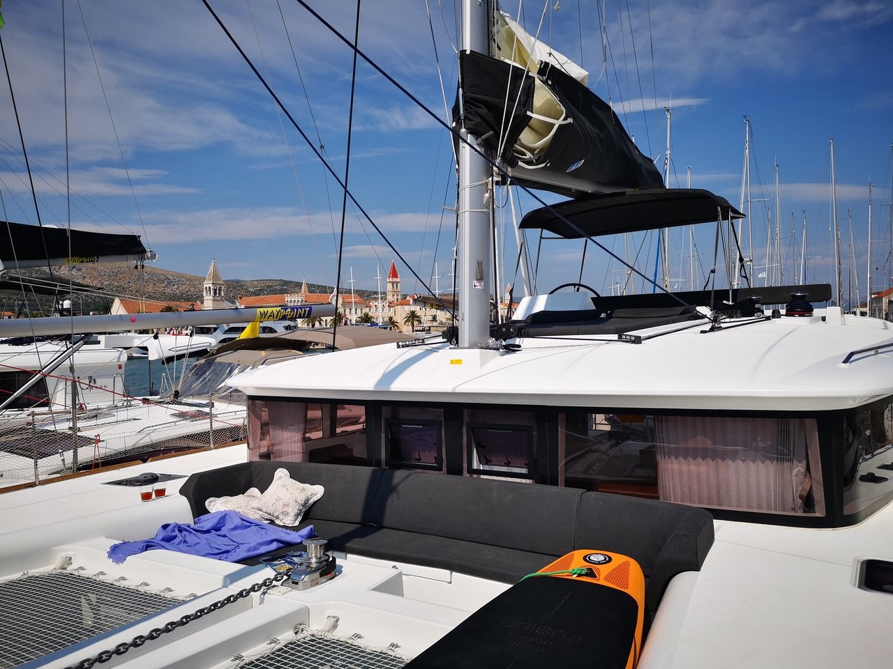 Lagoon 450, Calm Point | Yacht Charter Croatia