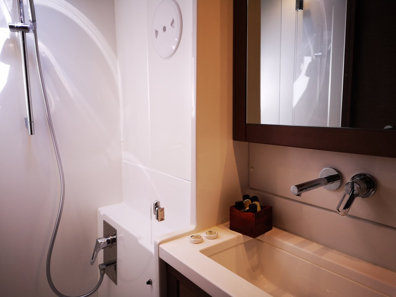 Lagoon 450, Calm Point | Yacht Charter Croatia