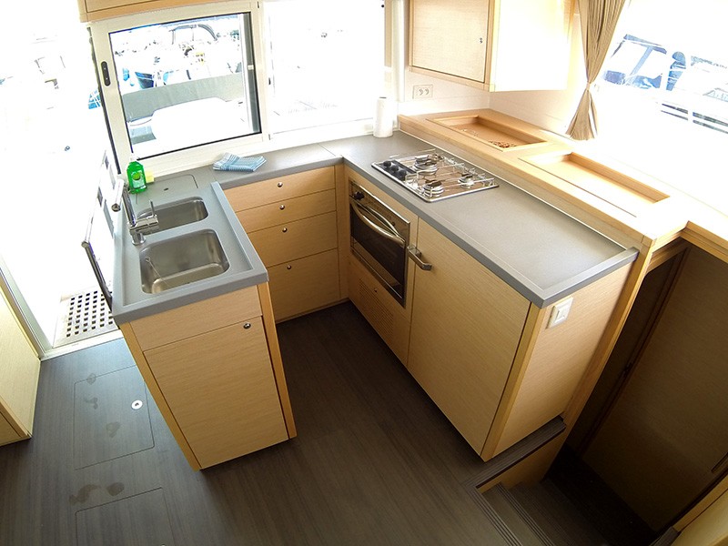 Lagoon 450, Marčelina | Yacht Charter Croatia