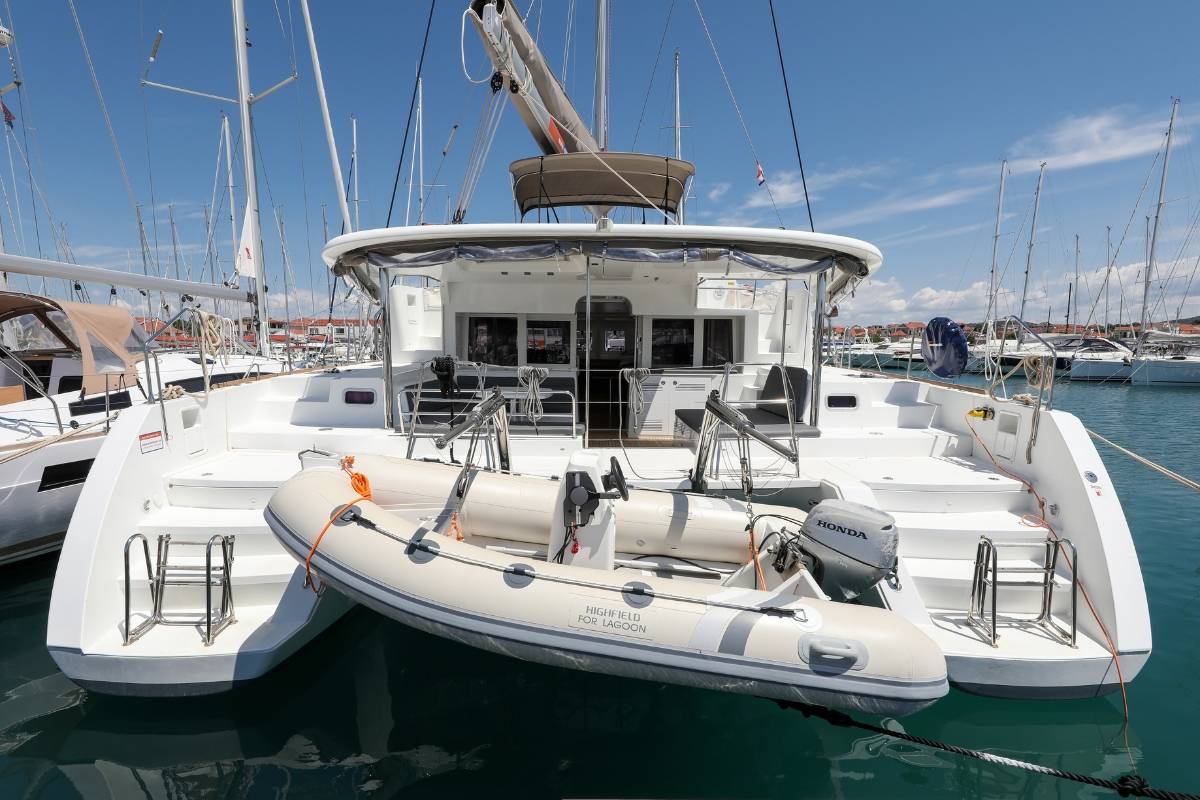 Lagoon 450, Fortuna | Yacht Charter Croatia