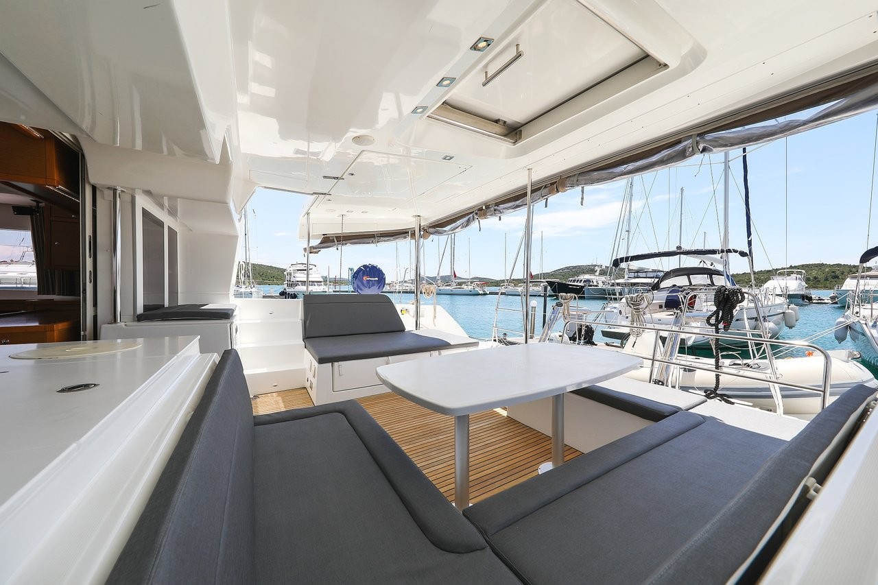 Lagoon 450, Fortuna | Yacht Charter Croatia