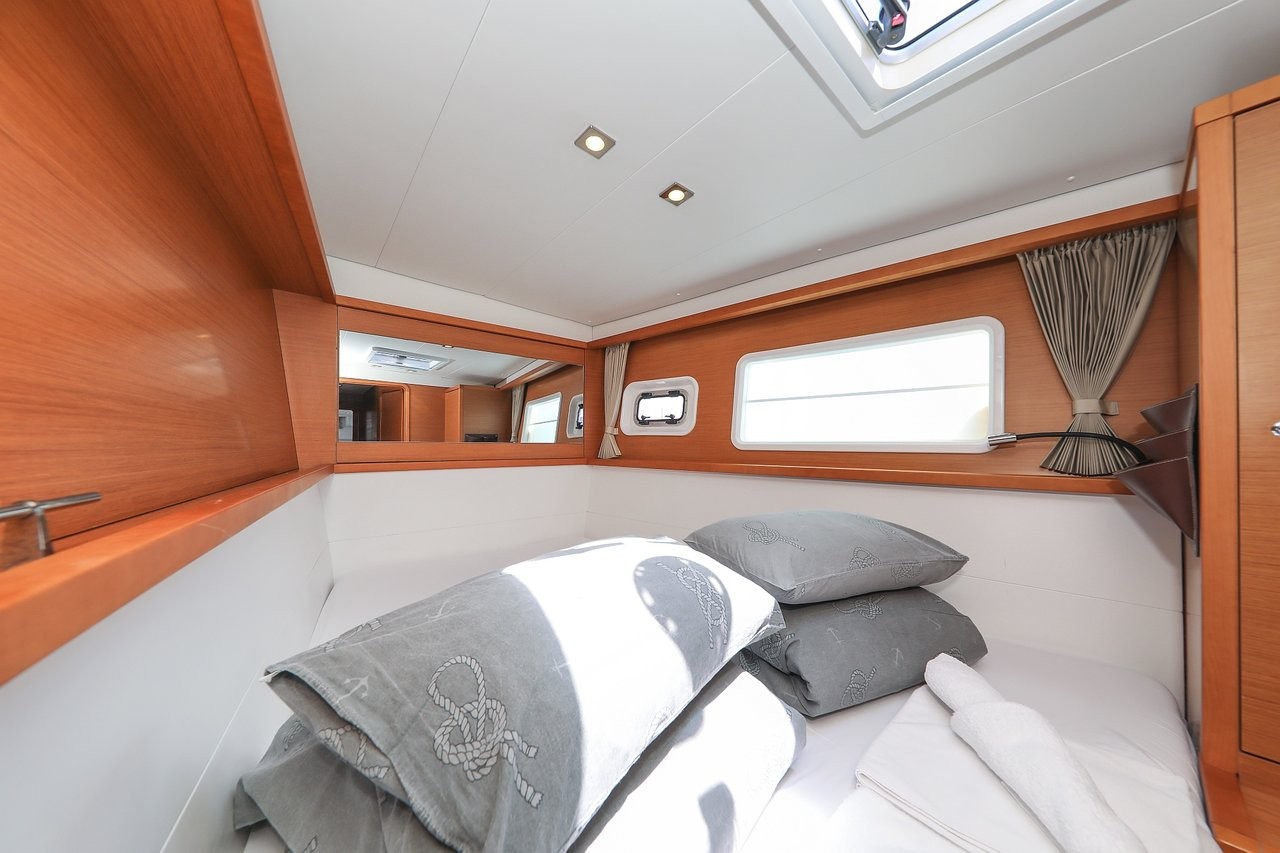 Lagoon 450, Fortuna | Yacht Charter Croatia