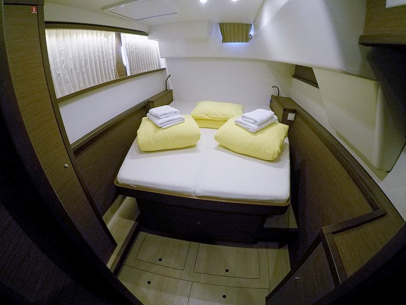 Lagoon 450, Zuzo II | Yacht Charter Croatia