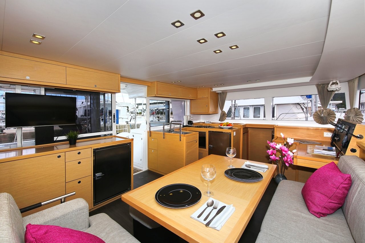 Lagoon 450, Ladies and Gentlemen | Yacht Charter Croatia