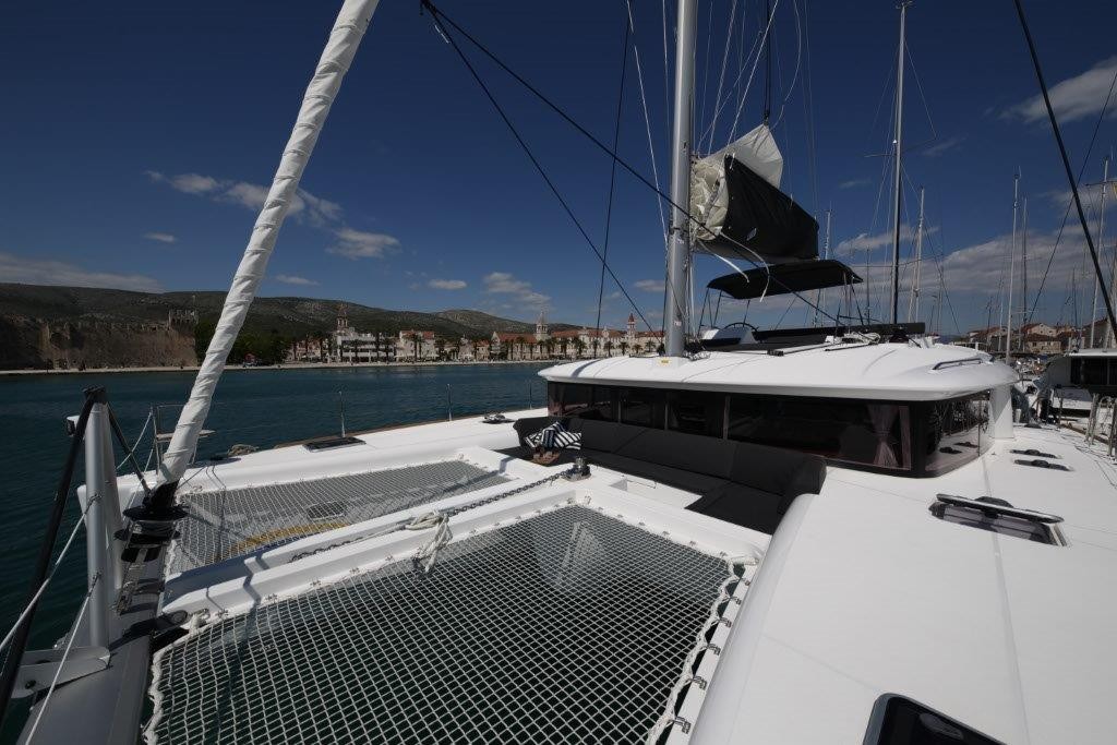 Lagoon 450, Reggae Point | Yacht Charter Croatia