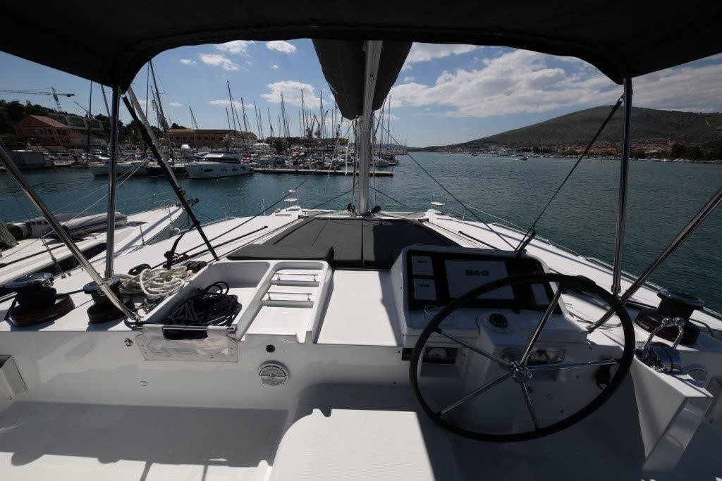 Lagoon 450, Reggae Point | Yacht Charter Croatia