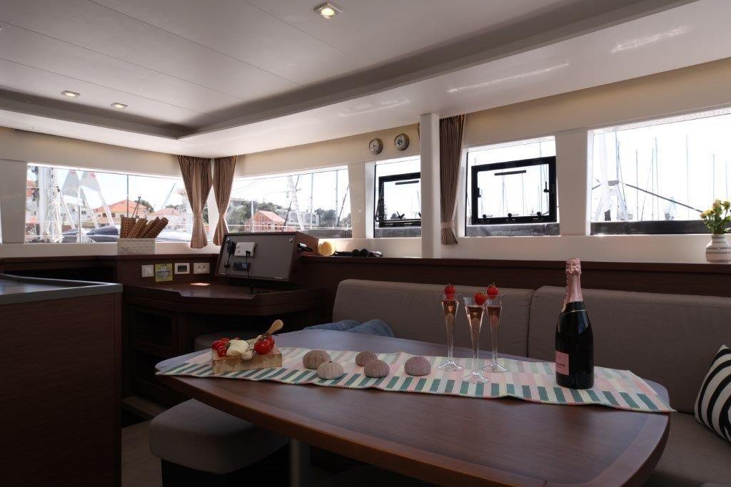 Lagoon 450, Reggae Point | Yacht Charter Croatia