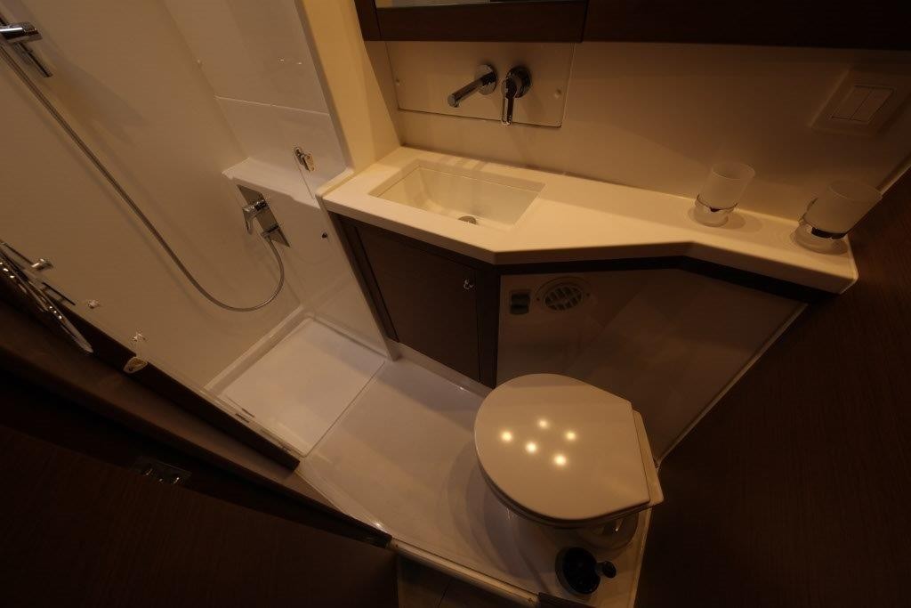 Lagoon 450, Reggae Point | Yacht Charter Croatia