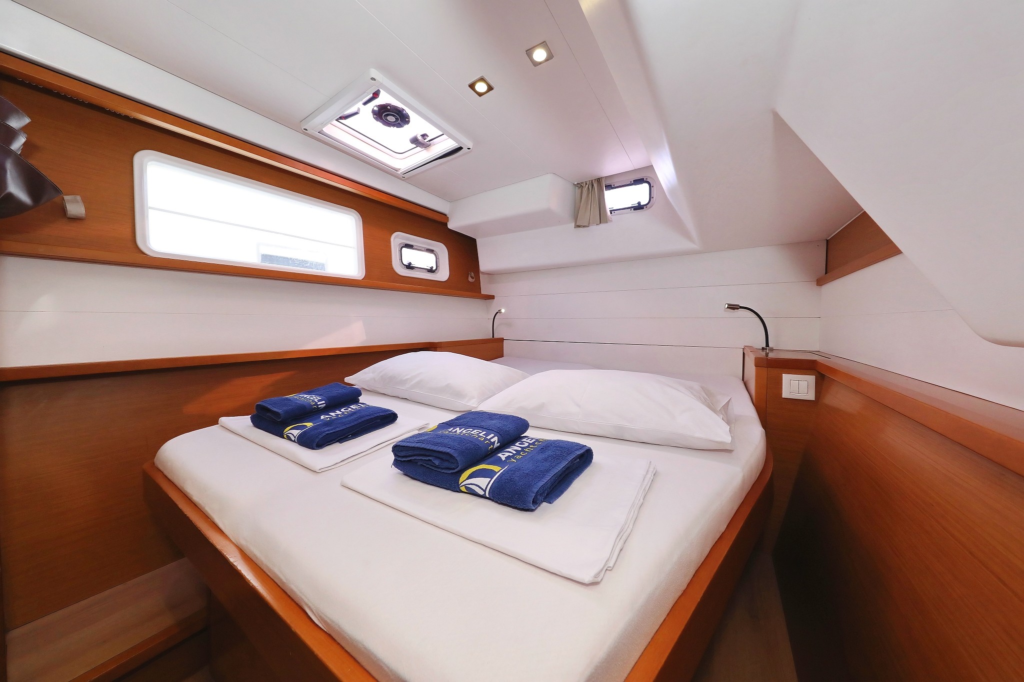 Lagoon 450, Dorka V | Yacht Charter Croatia
