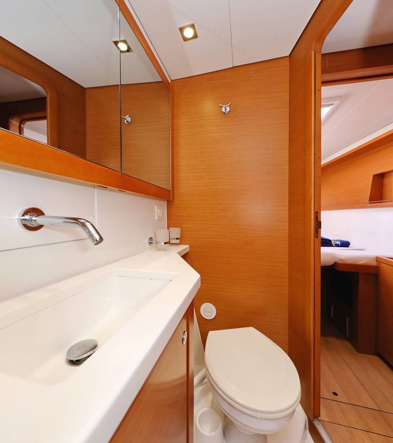 Lagoon 450, Simply The Best | Yacht Charter Croatia