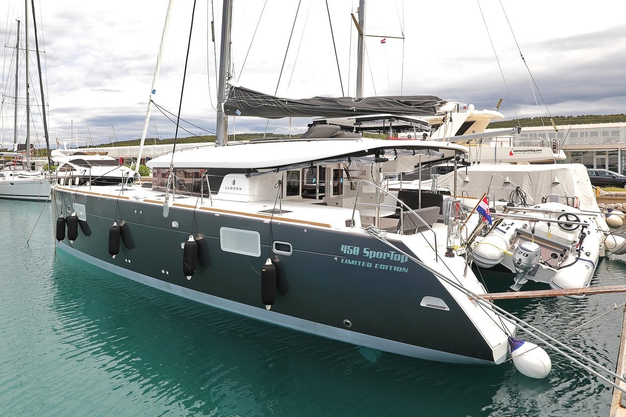 Lagoon 450, Oasis | Yacht Charter Croatia