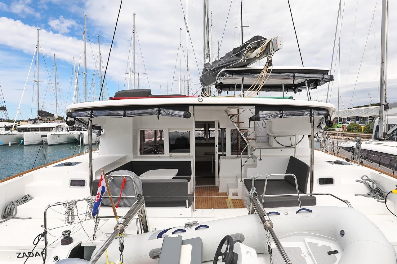 Lagoon 450, Oasis | Yacht Charter Croatia