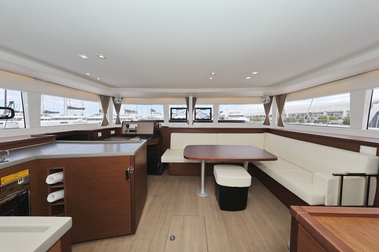 Lagoon 450, Oasis | Yacht Charter Croatia