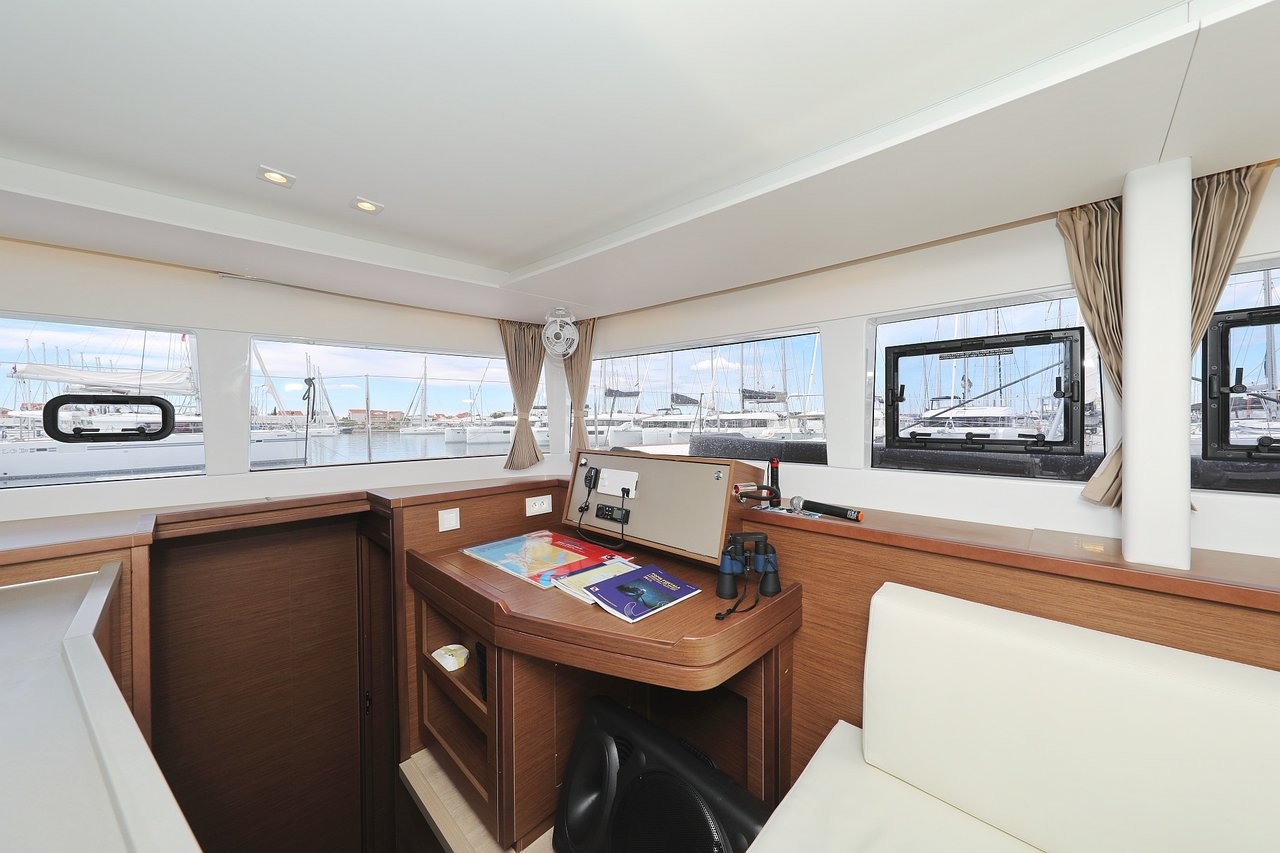 Lagoon 450, Oasis | Yacht Charter Croatia