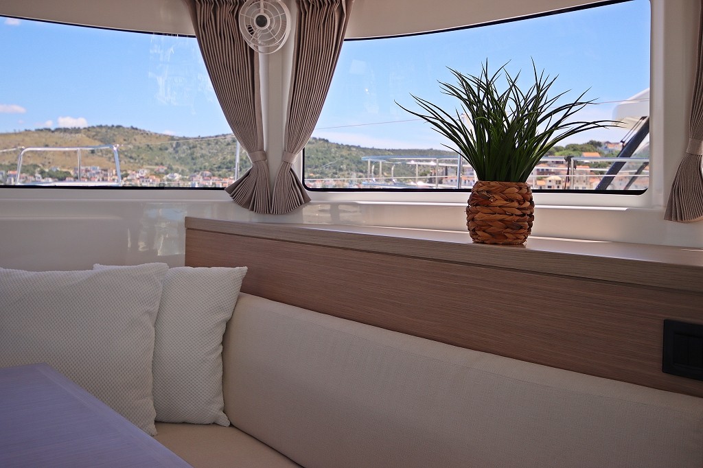 Lagoon 46 OW, Chill Out | Yacht Charter Croatia