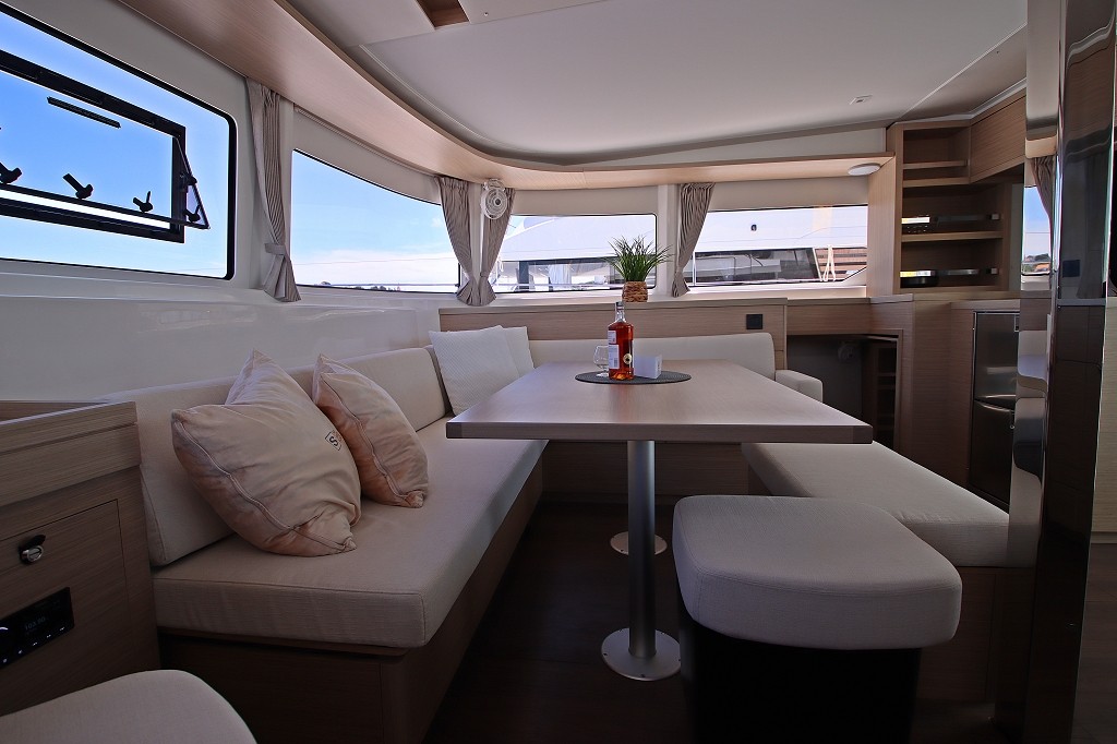 Lagoon 46 OW, Chill Out | Yacht Charter Croatia