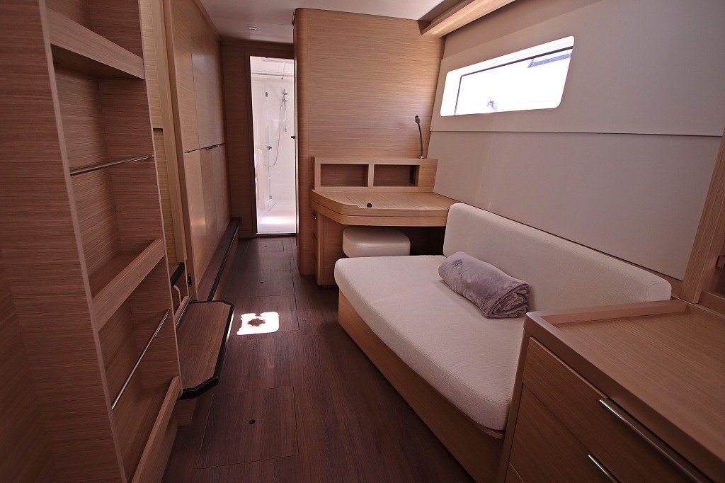 Lagoon 46 OW, Chill Out | Yacht Charter Croatia