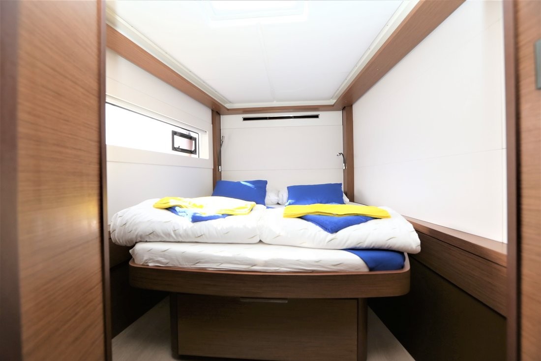 Lagoon 46, Lady Point | Yacht Charter Croatia