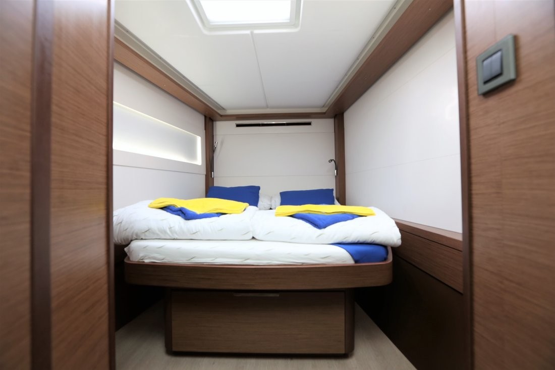 Lagoon 46, Lady Point | Yacht Charter Croatia