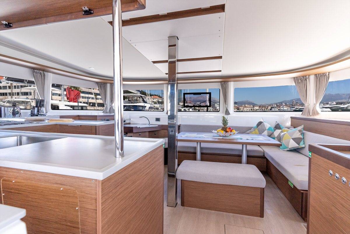 Lagoon 46, Velvet Breeze | Yacht Charter Croatia