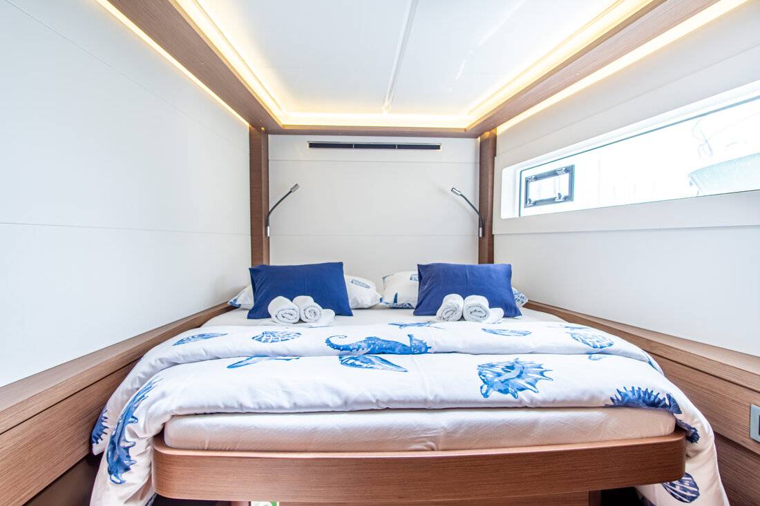 Lagoon 46, Velvet Breeze | Yacht Charter Croatia