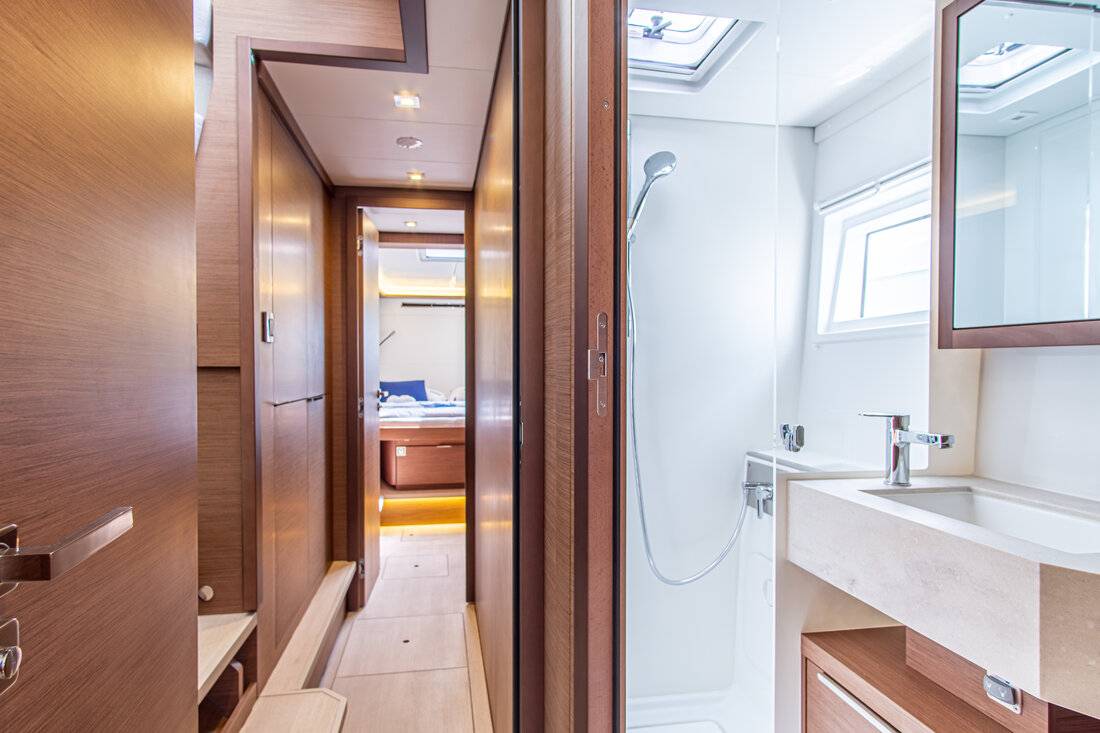 Lagoon 46, Velvet Breeze | Yacht Charter Croatia