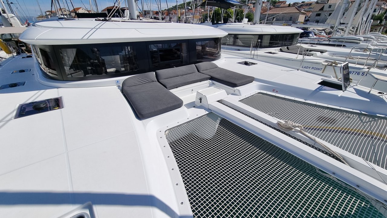 Lagoon 46, Magic Point | Yacht Charter Croatia