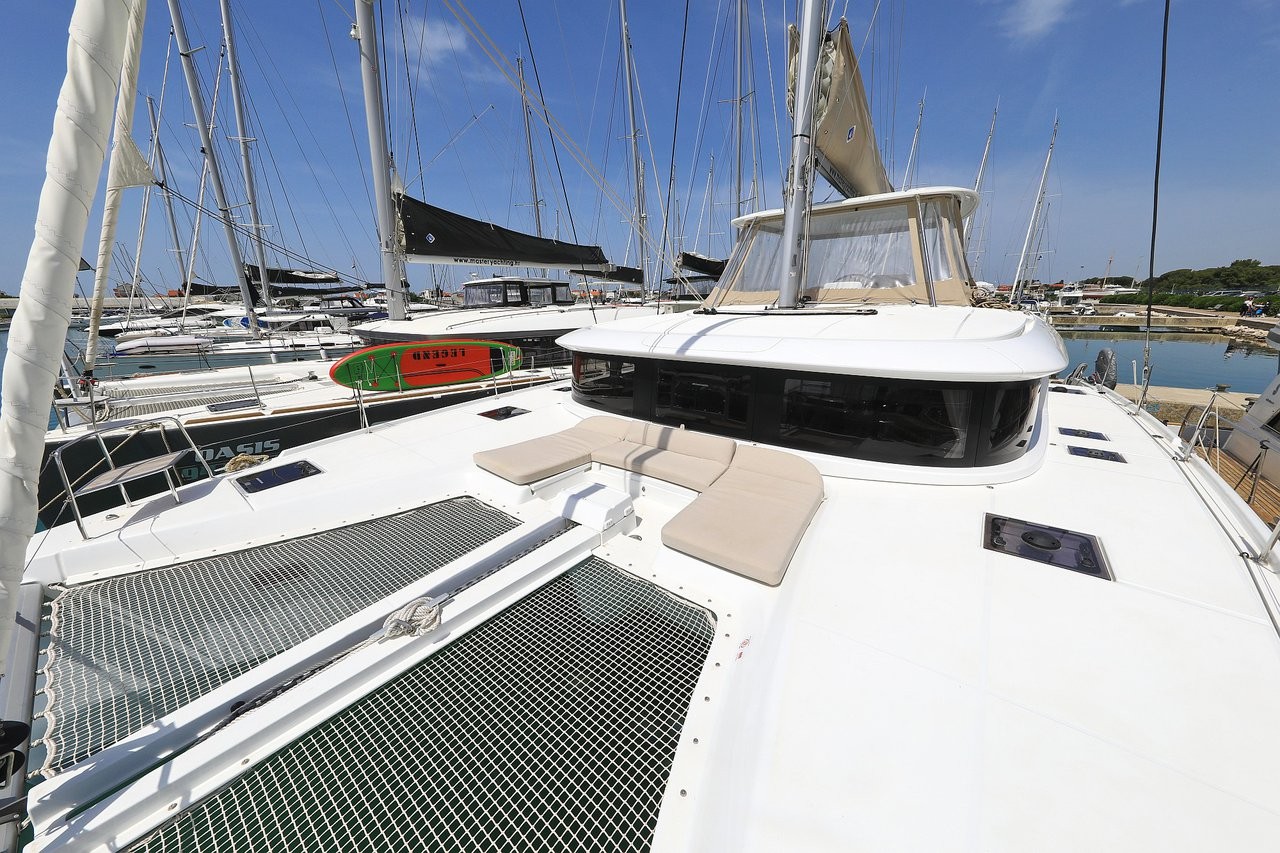 Lagoon 46, Panos | Yacht Charter Croatia