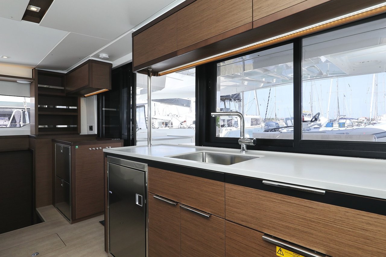 Lagoon 46, Panos | Yacht Charter Croatia