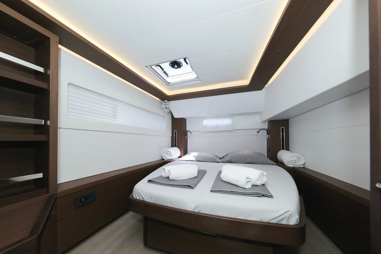 Lagoon 46, Panos | Yacht Charter Croatia