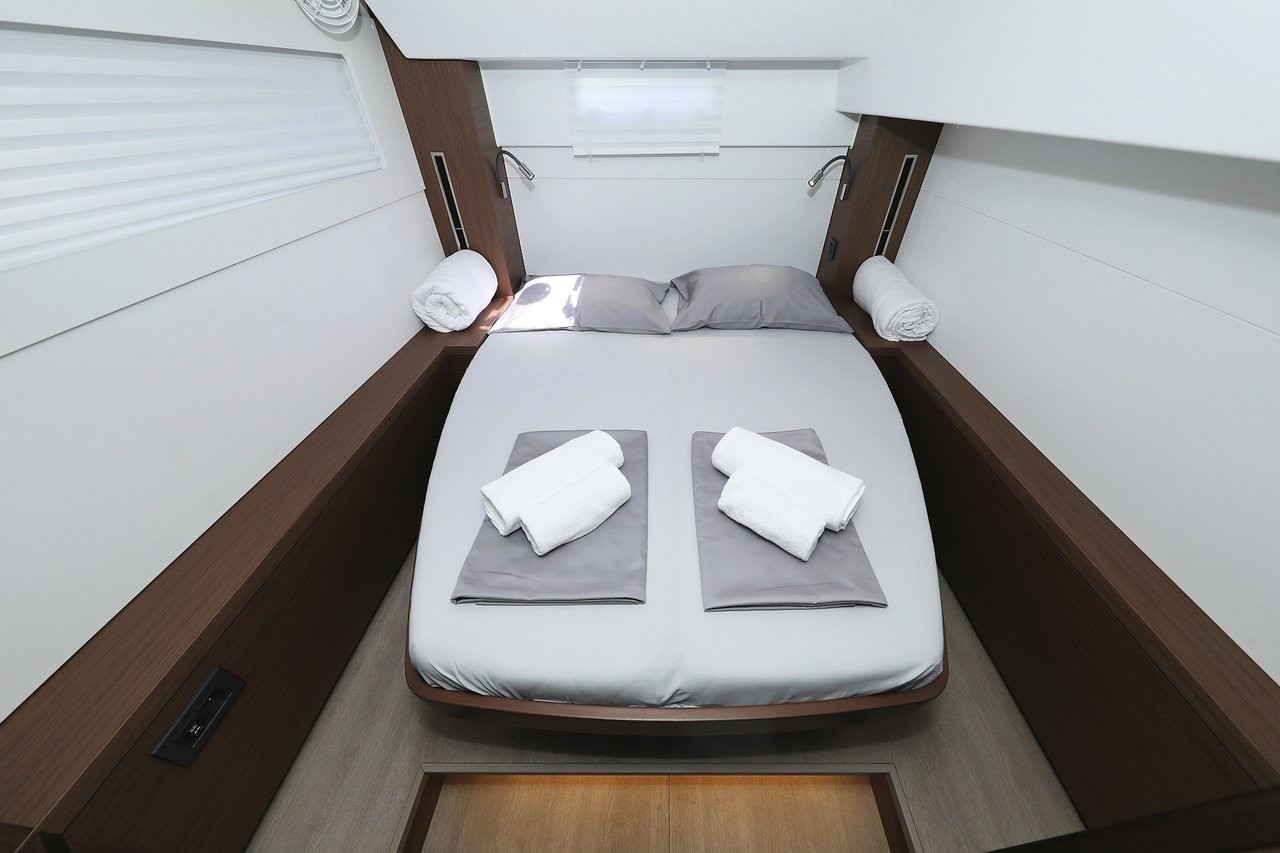 Lagoon 46, Panos | Yacht Charter Croatia