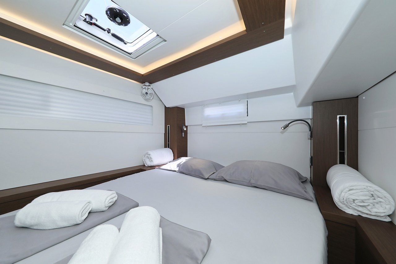 Lagoon 46, Panos | Yacht Charter Croatia