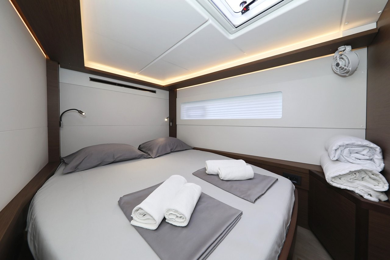 Lagoon 46, Panos | Yacht Charter Croatia