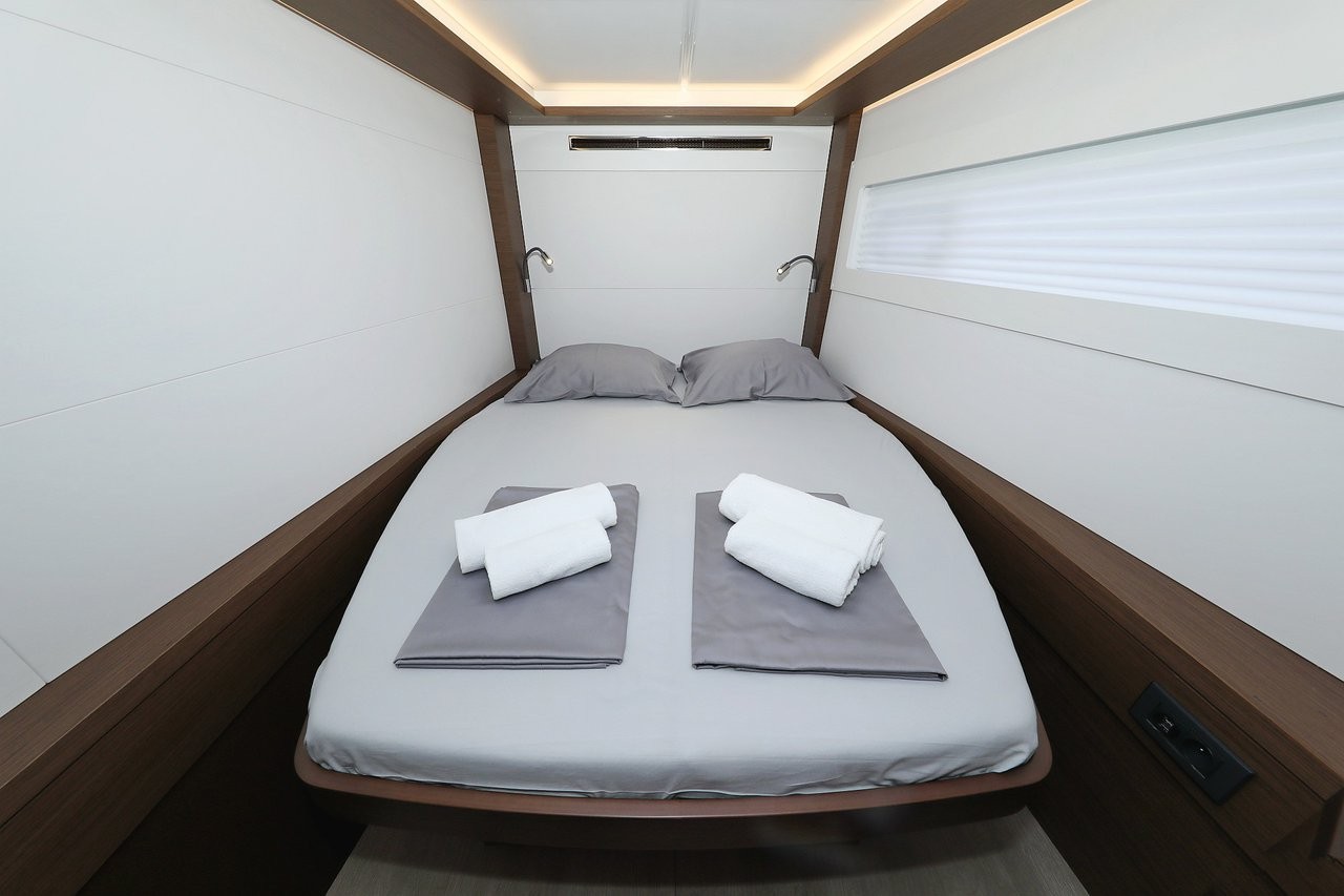 Lagoon 46, Panos | Yacht Charter Croatia