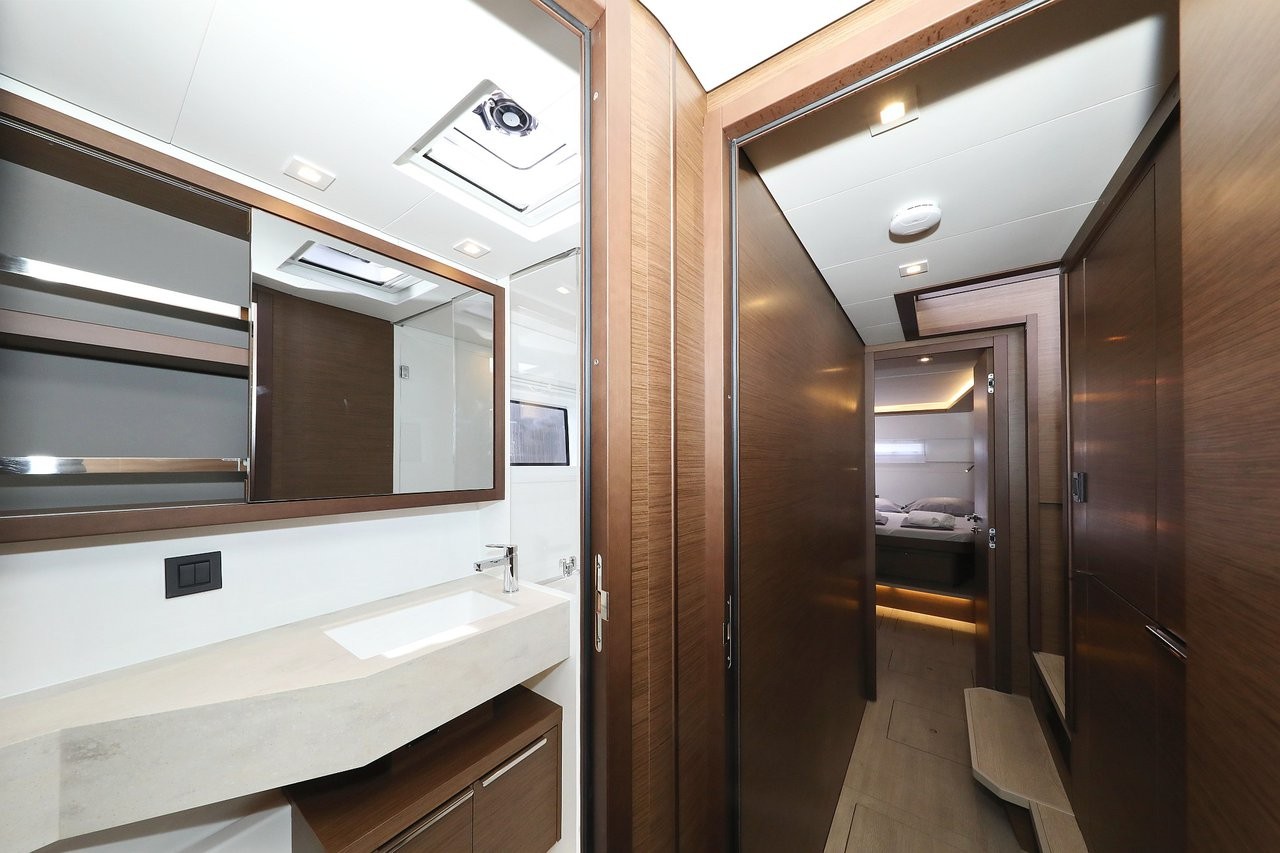 Lagoon 46, Panos | Yacht Charter Croatia