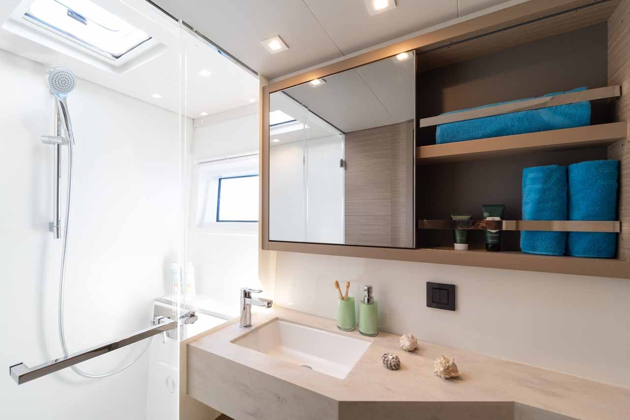 Lagoon 46, Mare Luna | Noleggio di Yacht Croazia