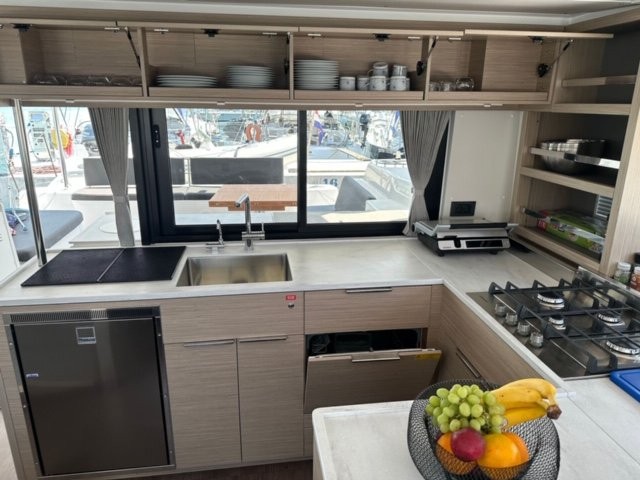 Lagoon 46, Mira | Yacht Charter Croatia
