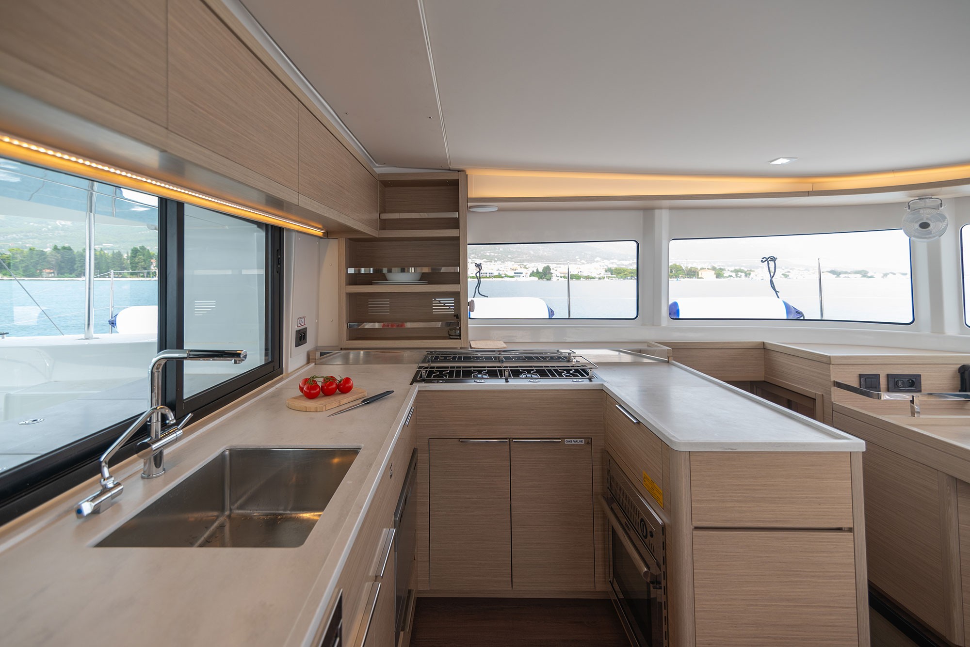 Lagoon 46, Summer Magic | Yachtcharter Kroatien