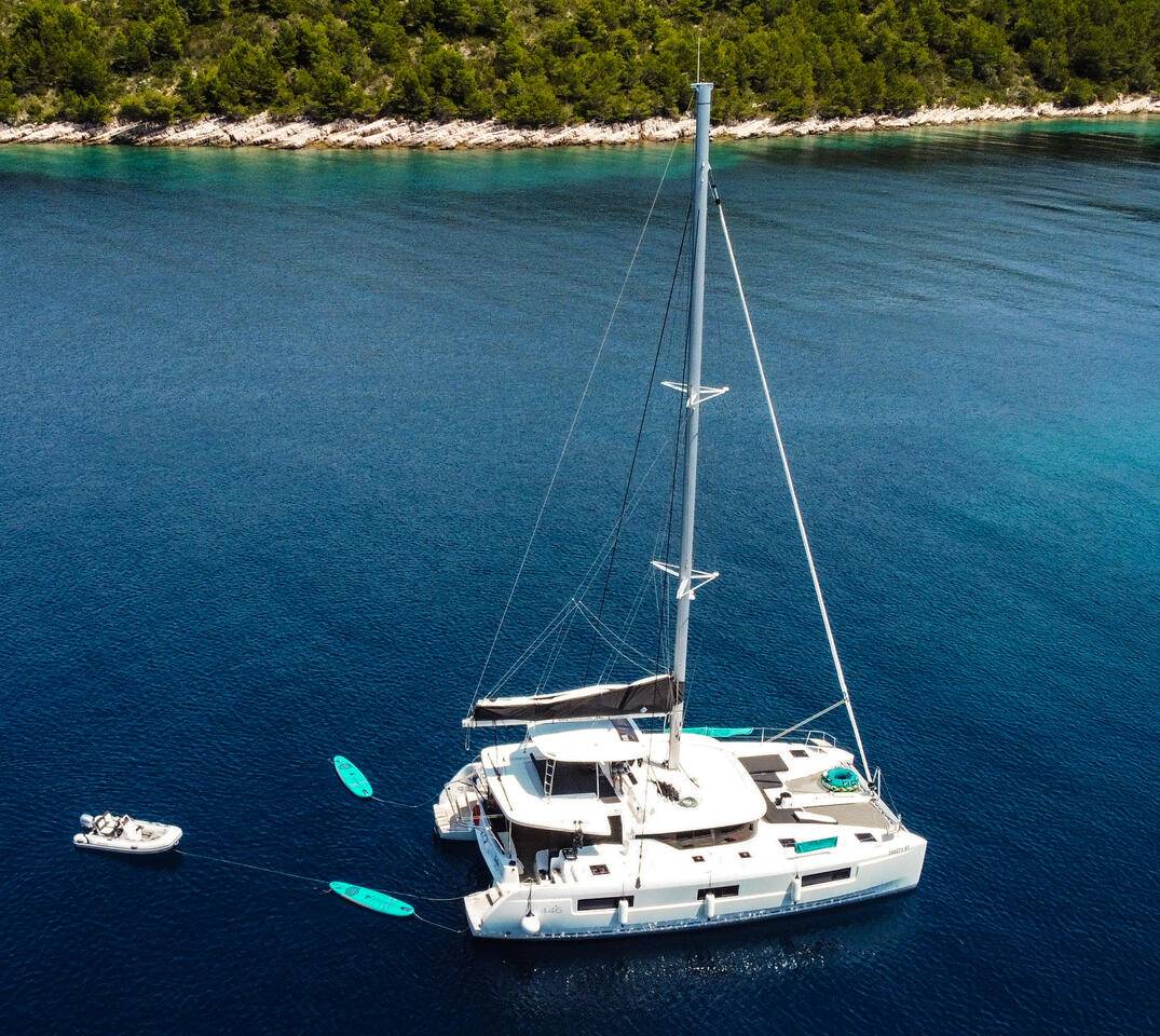 Lagoon 46, Cortes | Yacht Charter Croatia