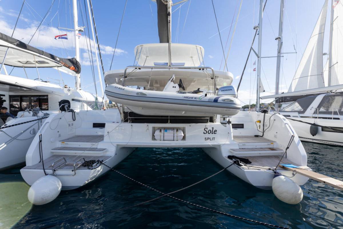 Lagoon 46, Cortes | Yacht Charter Croatia