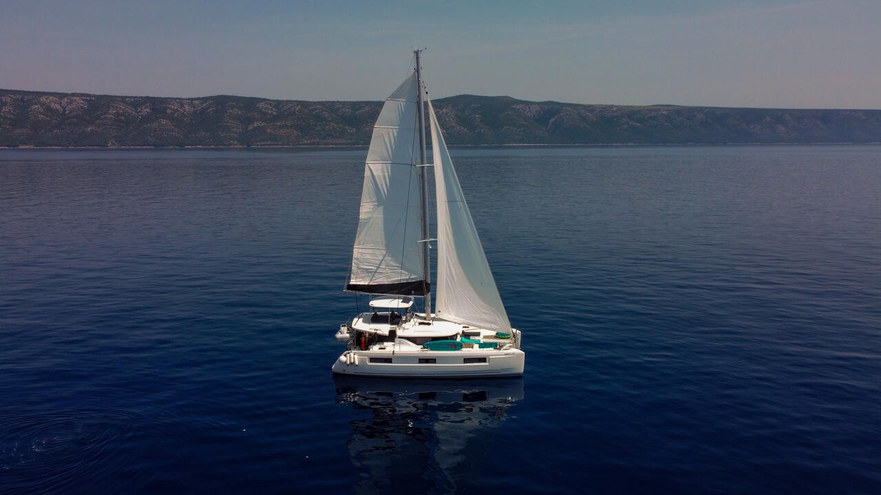Lagoon 46, Cortes | Yachtcharter Kroatien