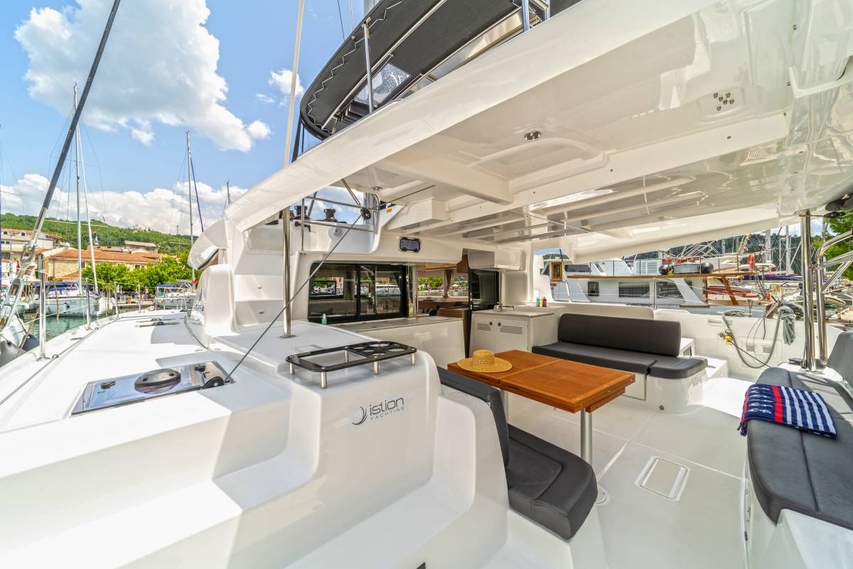 Lagoon 46, First Care | Yacht Charter Croatia