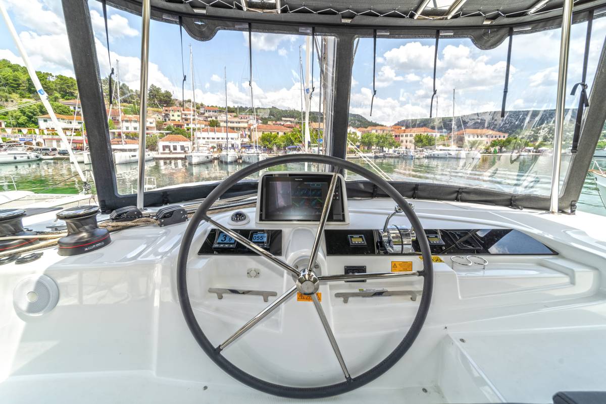 Lagoon 46, First Care | Yacht Charter Croatia