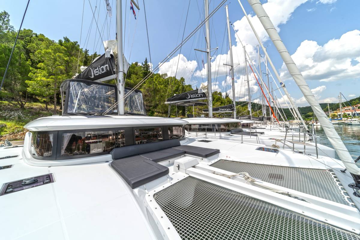 Lagoon 46, First Care | Yacht Charter Croatia