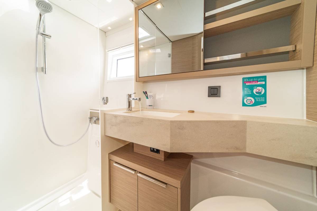 Lagoon 46, First Care | Yacht Charter Croatia